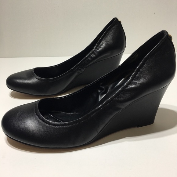 EUC Vince Camuto Black Leather Wedges Size 11.5 - Picture 2 of 8